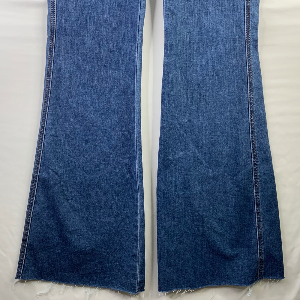 Judy Blue High Rise Flare Jeans Medium Wash Raw Hem Denim Womens - Picture 5 of 10